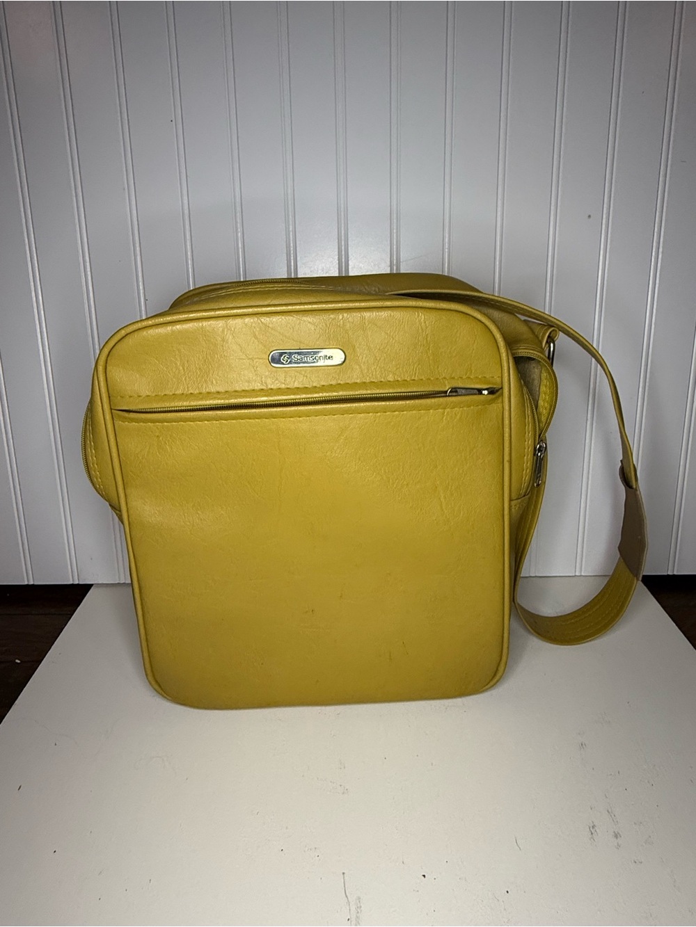 Samsonite Yellow Leather Messenger Crossbody Bag
